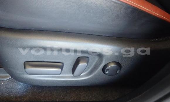 Sayi Na hannu Toyota RAV4 Green Mota in Lastoursville a Ogooue-Lolo Sayi Na hannu Toyota RAV4 Green Mota in Lastoursville a Ogooue-Lolo