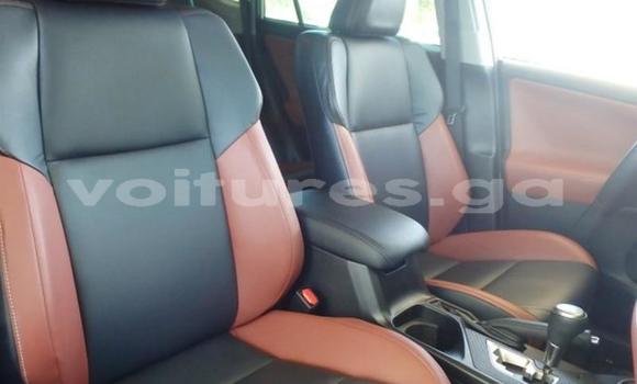 Sayi Na hannu Toyota RAV4 Green Mota in Lastoursville a Ogooue-Lolo Sayi Na hannu Toyota RAV4 Green Mota in Lastoursville a Ogooue-Lolo