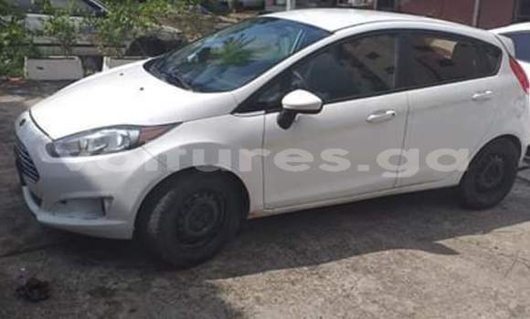 Acheter Occasion Voiture Ford Fiesta Blanc à Libreville, Estuaire